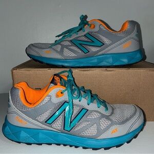 New Balance 512 trail running shoes Women’s Size 9.5